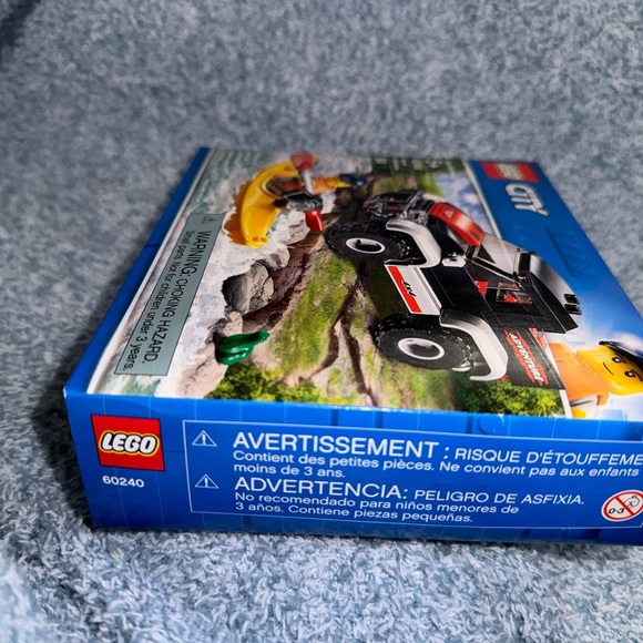 LEGO City 60240 Kayak Adventure New Sealed retired set - Picture 6 of 6
